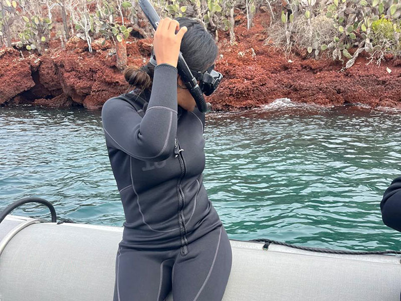 Galaxy Expedition colabora con organizaciones ambientales para la conservación de las Islas Galápagos.