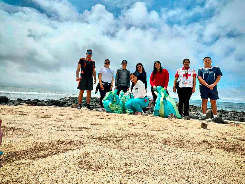 Galaxy Expedition colabora con organizaciones ambientales para la conservación de las Islas Galápagos.